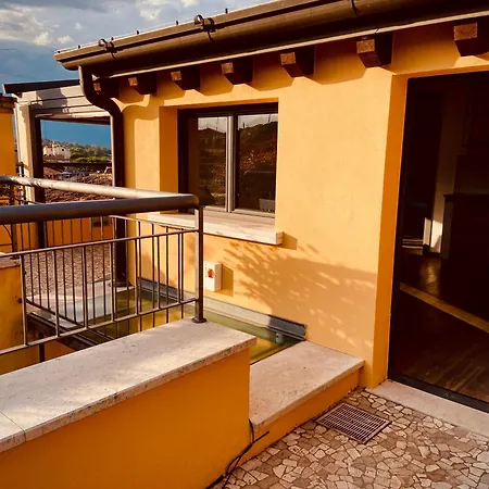 Maison Mavino Apartment