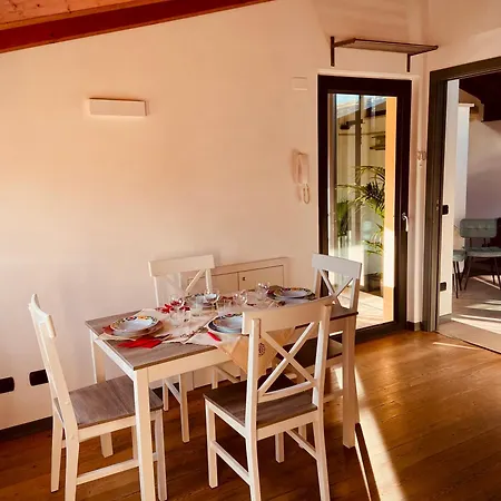 Maison Mavino Lejlighed Desenzano del Garda